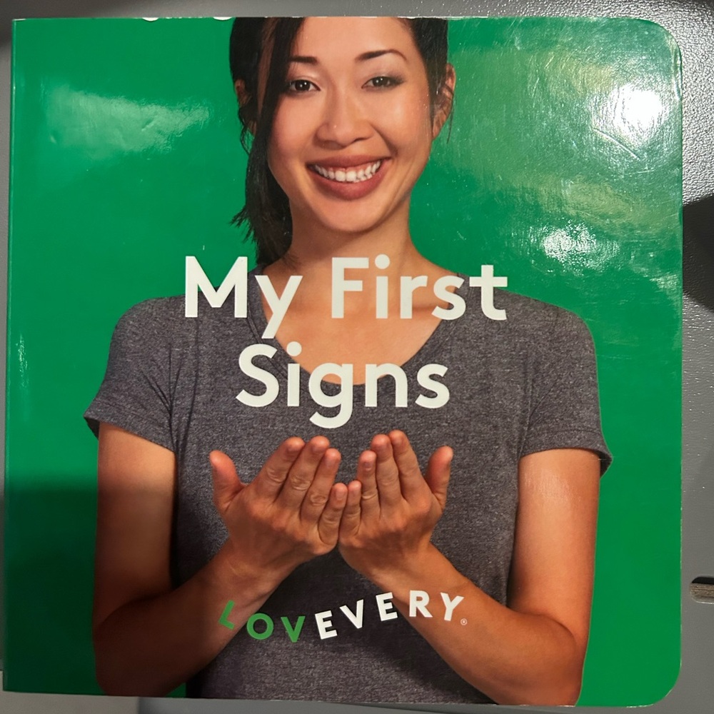 ✨3/$30✨ Lovevery "My First Signs" Board Book